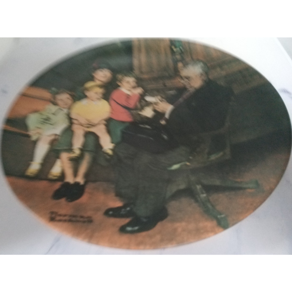 Rockwell Heritage Collection Plate #16 The Family Doctor(1992 Bradex)